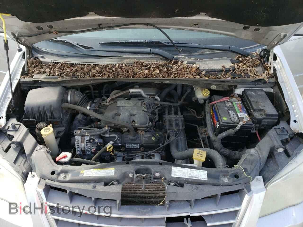 2008 CHRYSLER MINIVAN - VIN: 2A8HR54PX8R754188 - Фото 7