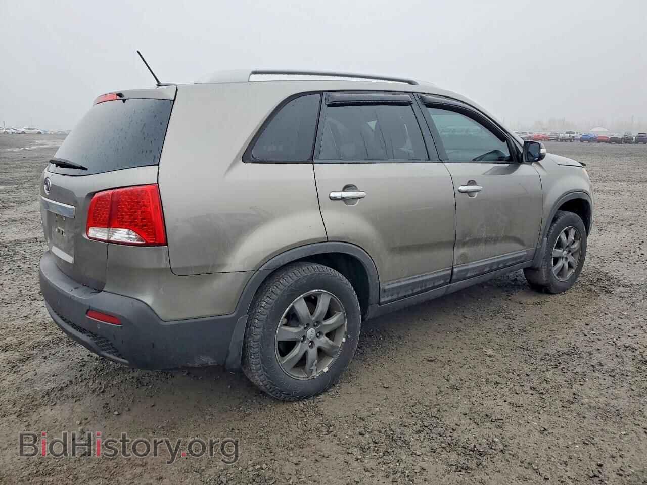 2013 KIA SORENTO - VIN: 5XYKT3A67DG384170 - Фото 3