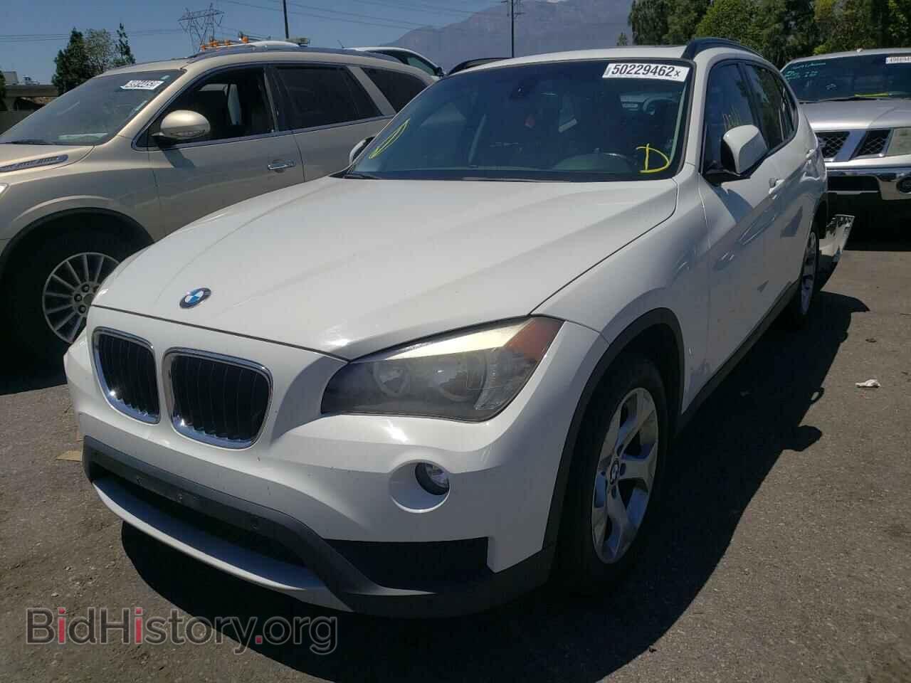 2014 BMW X1 - VIN: WBAVM1C55EVW54863 - Фото 2