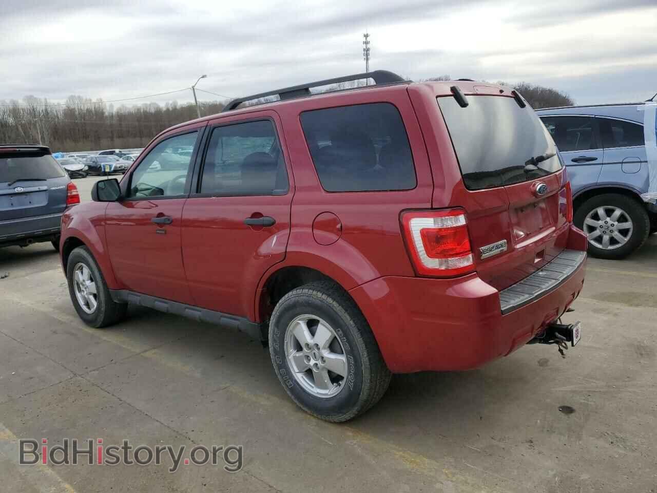2011 FORD ESCAPE - VIN: 1FMCU9D74BKB37300 - Фото 2