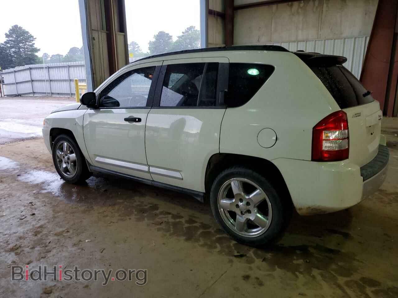 2008 JEEP COMPASS - VIN: 1J8FT57W08D537697 - Photo 2