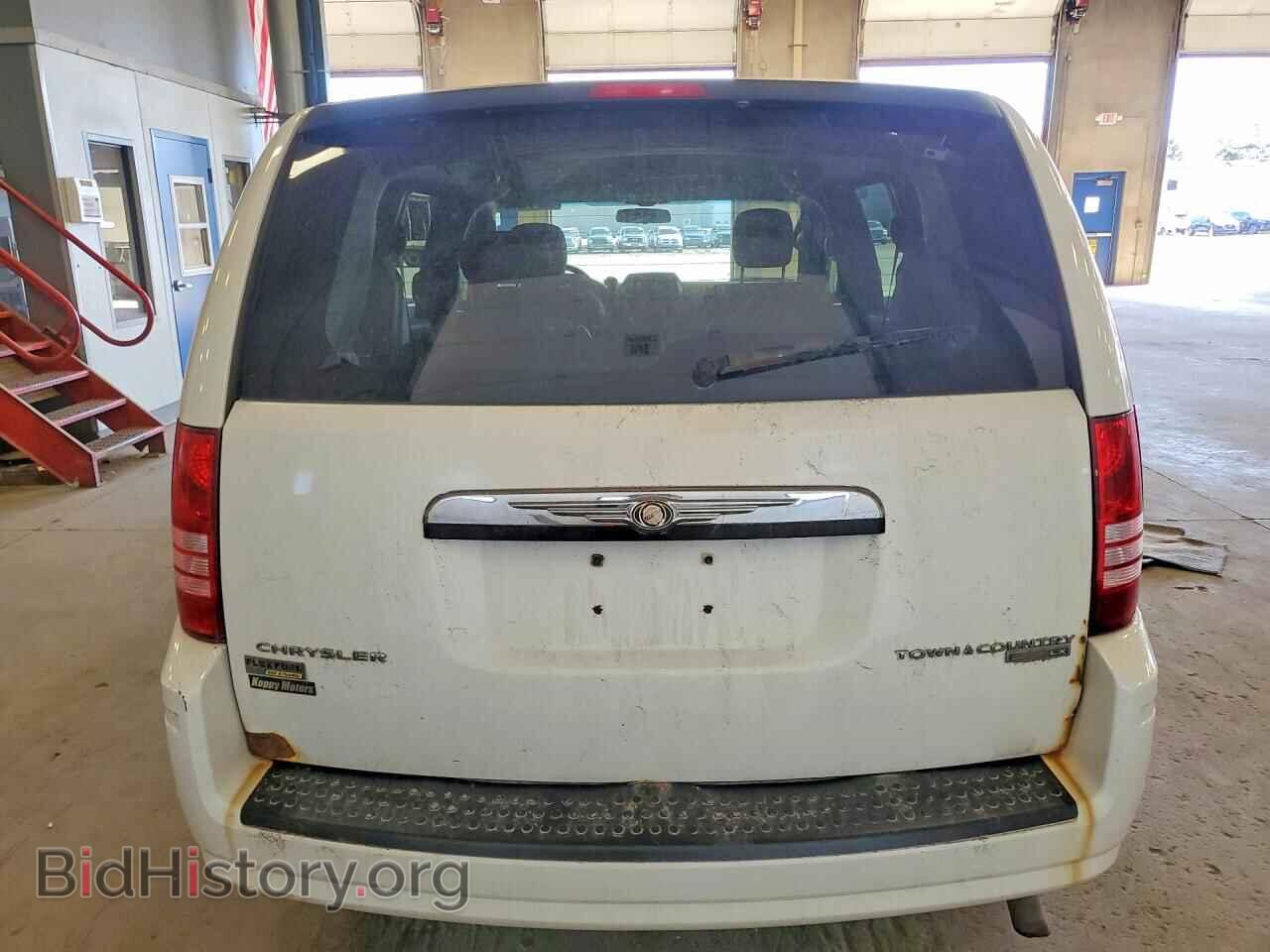 2009 CHRYSLER MINIVAN - VIN: 2A8HR44E09R530065 - Фото 6