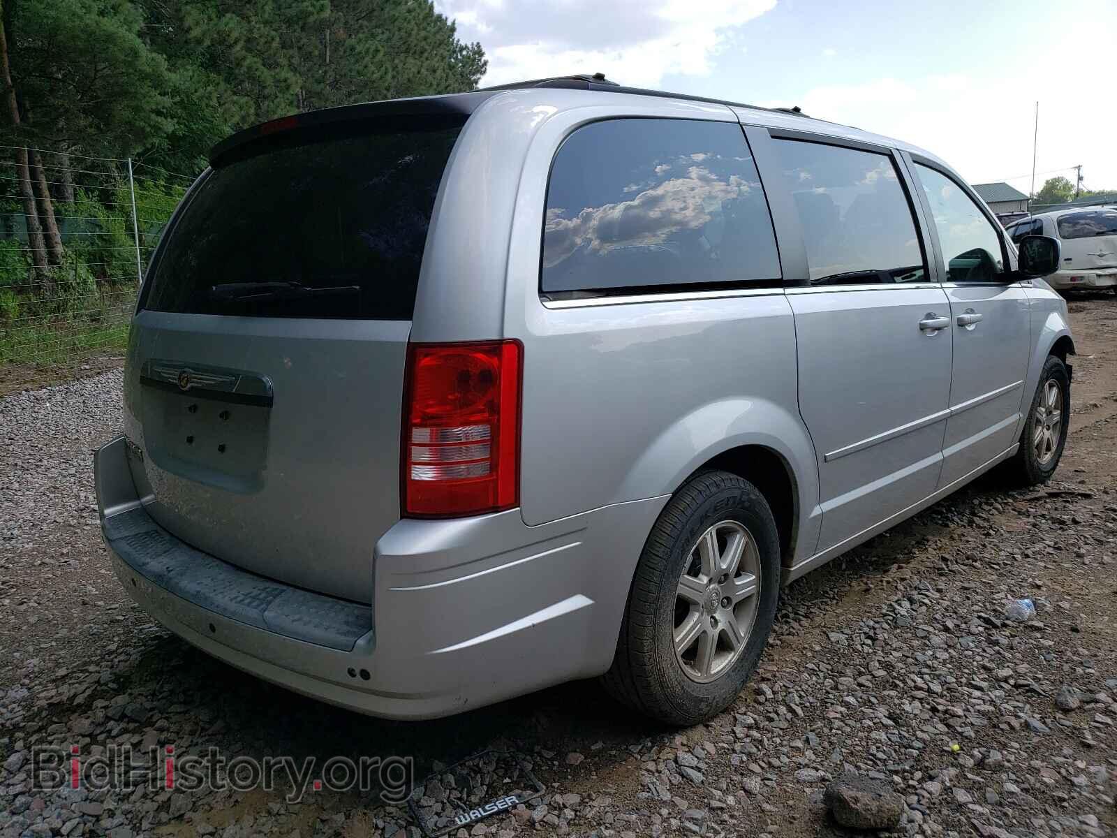 2008 CHRYSLER MINIVAN - VIN: 2A8HR54P78R835875 - Фото 4