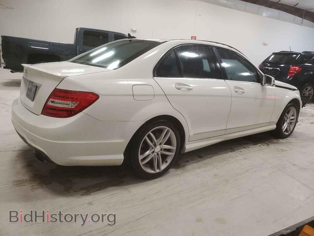 2012 MERCEDES-BENZ C-CLASS - VIN: WDDGF8BB0CF876505 - Фото 3