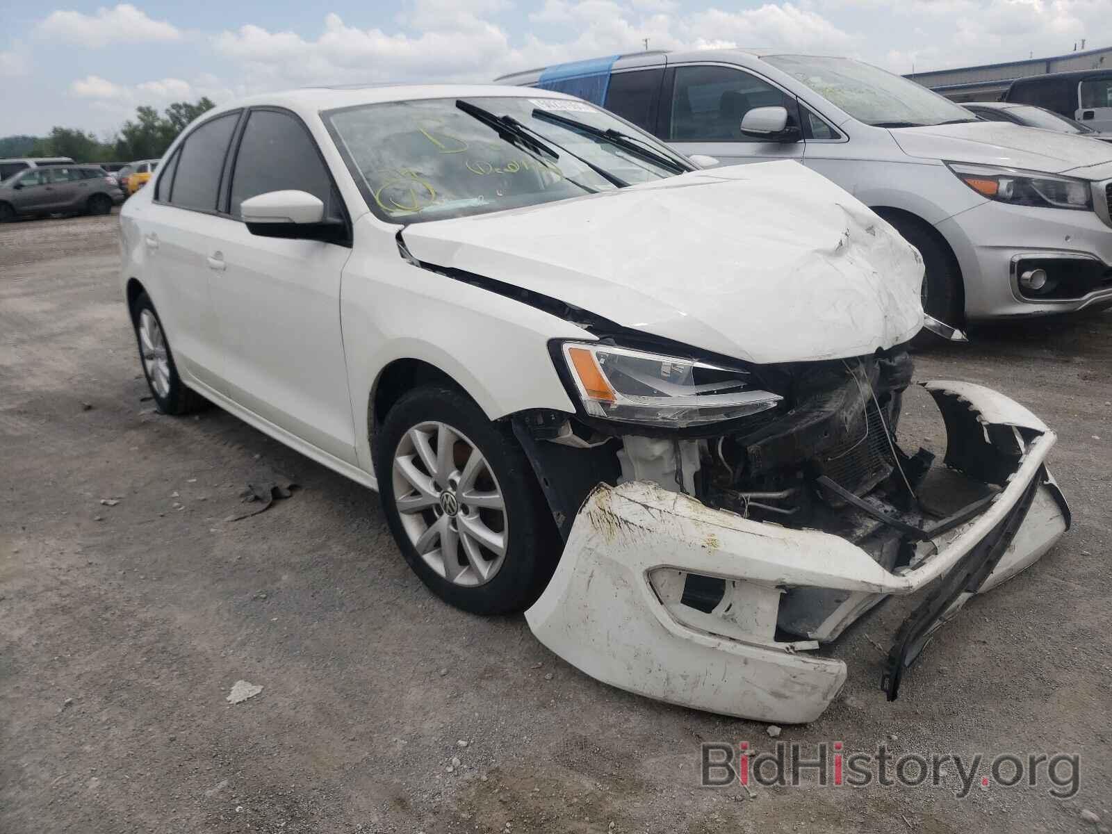 Photo 3VWDX7AJ1BM031946 - VOLKSWAGEN JETTA 2011