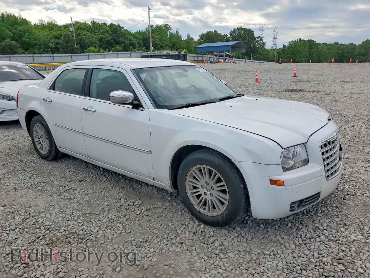 2010 CHRYSLER 300 - VIN: 2C3CA5CVXAH326520 - Фото 4