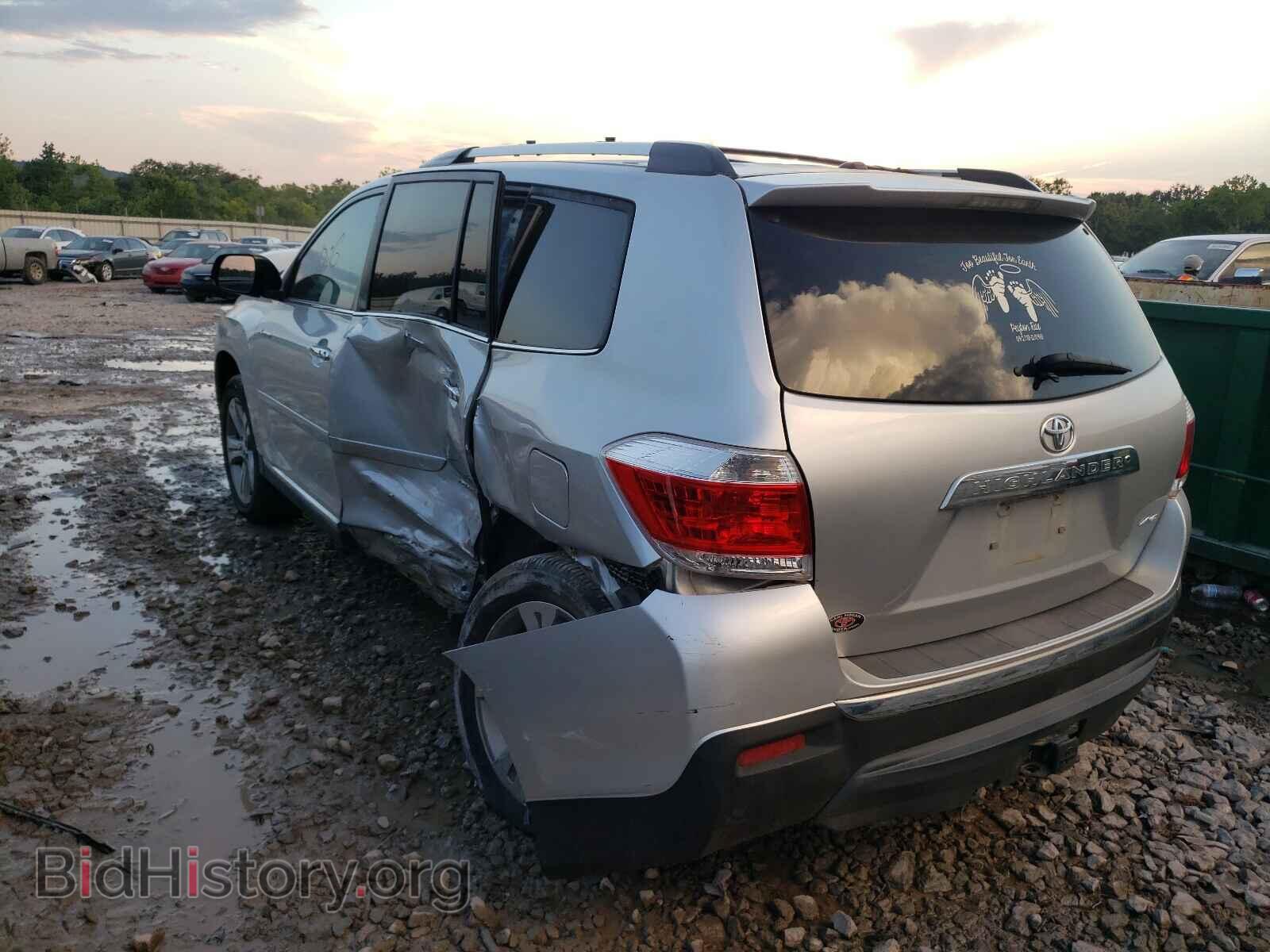2013 TOYOTA HIGHLANDER - VIN: 5TDDK3EH2DS218195 - Фото 3