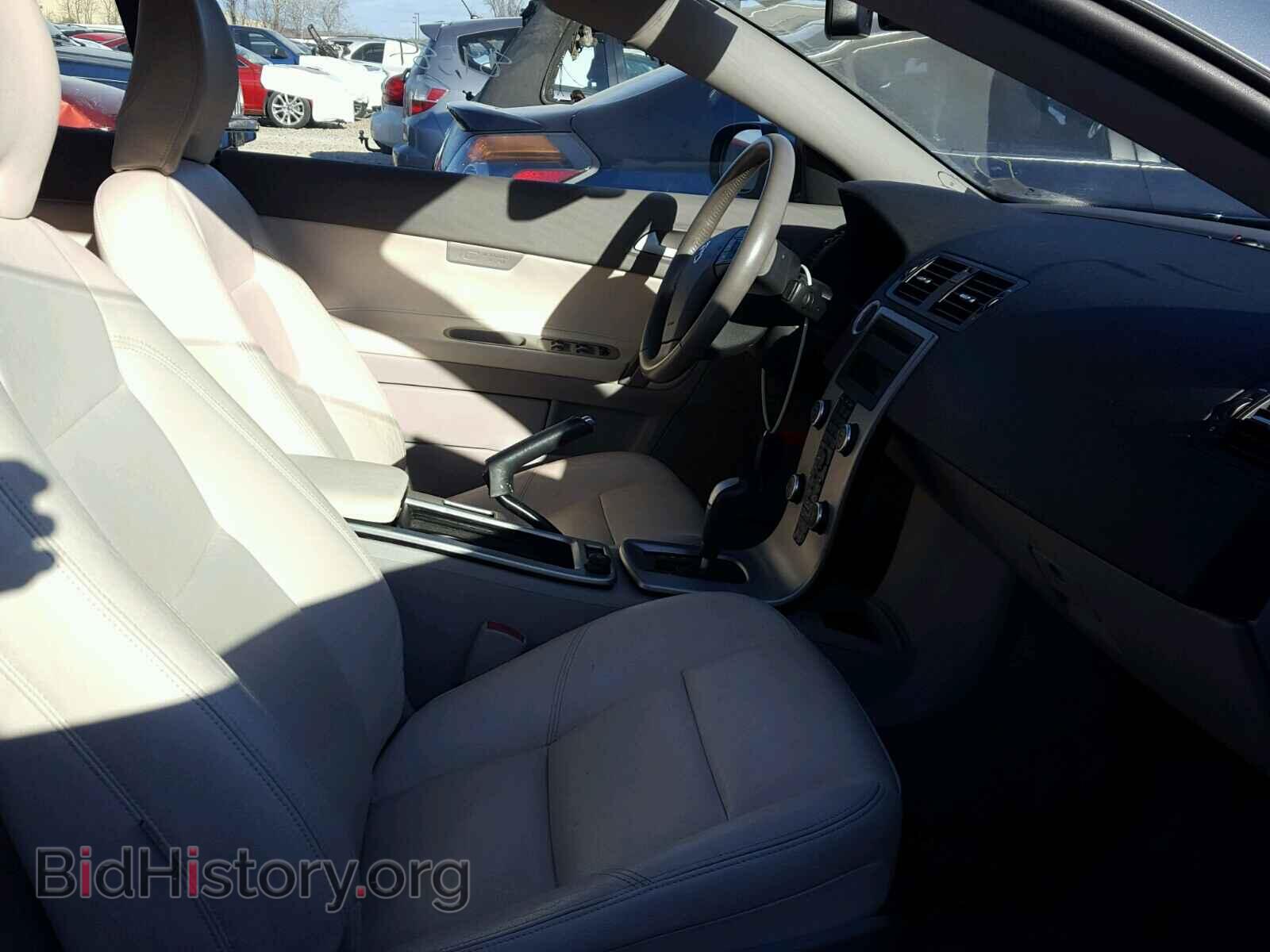 2010 VOLVO C70 - VIN: YV1672MC1AJ090741 - Фото 5