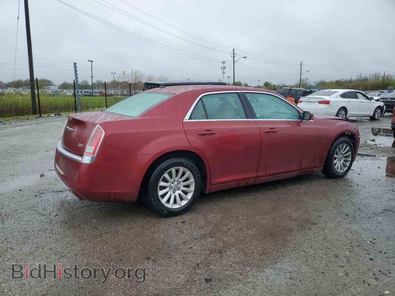 2013 CHRYSLER 300 - VIN: 2C3CCAAGXDH735807 - Фото 3