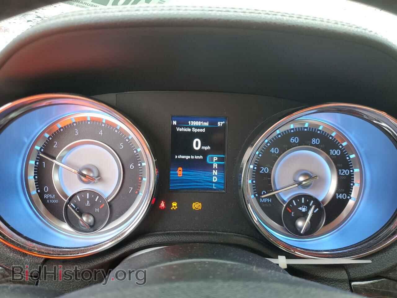 2013 CHRYSLER 300 - VIN: 2C3CCAAGXDH735807 - Фото 9