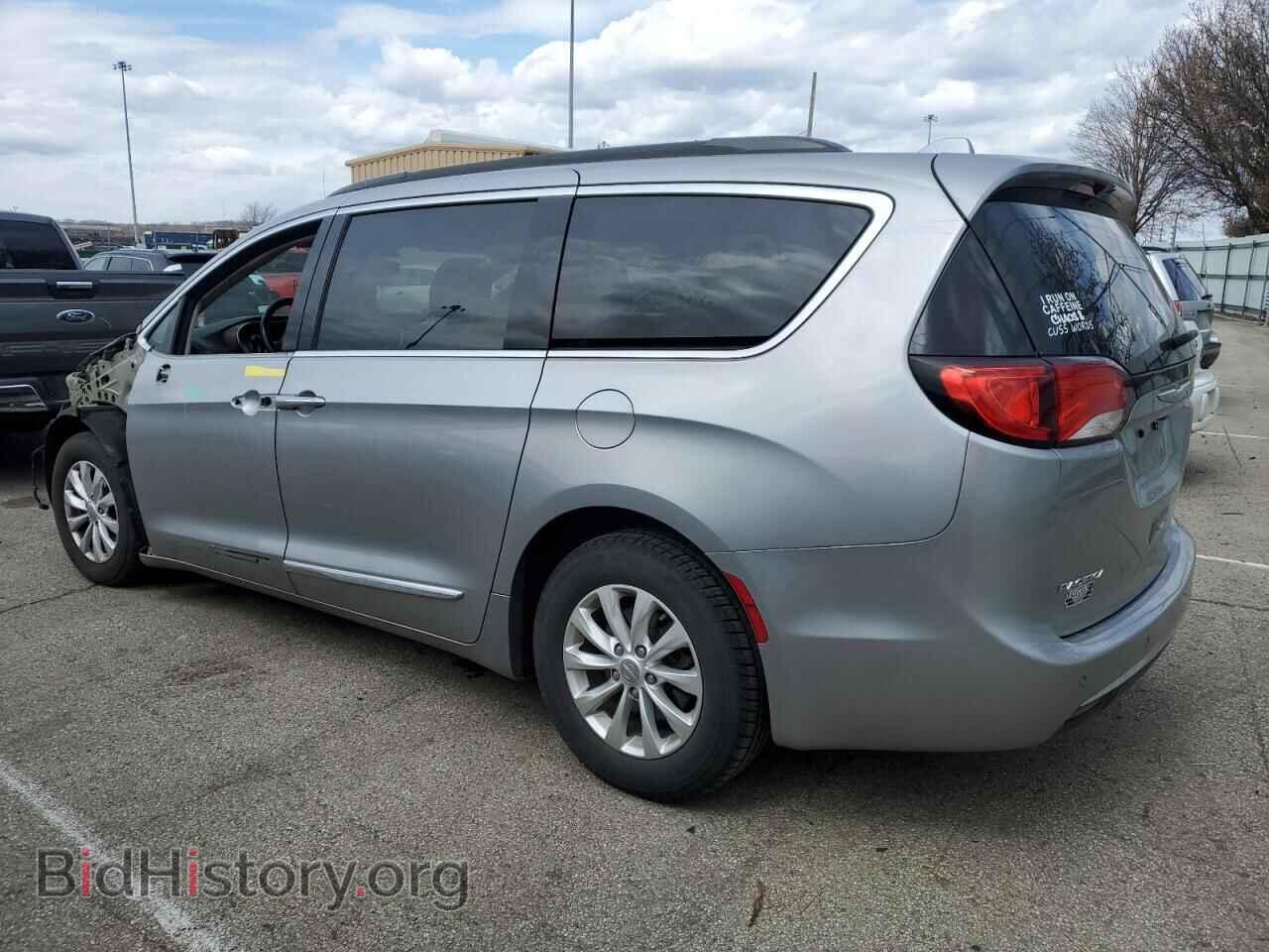 2017 CHRYSLER PACIFICA - VIN: 2C4RC1BG8HR744445 - Photo 2