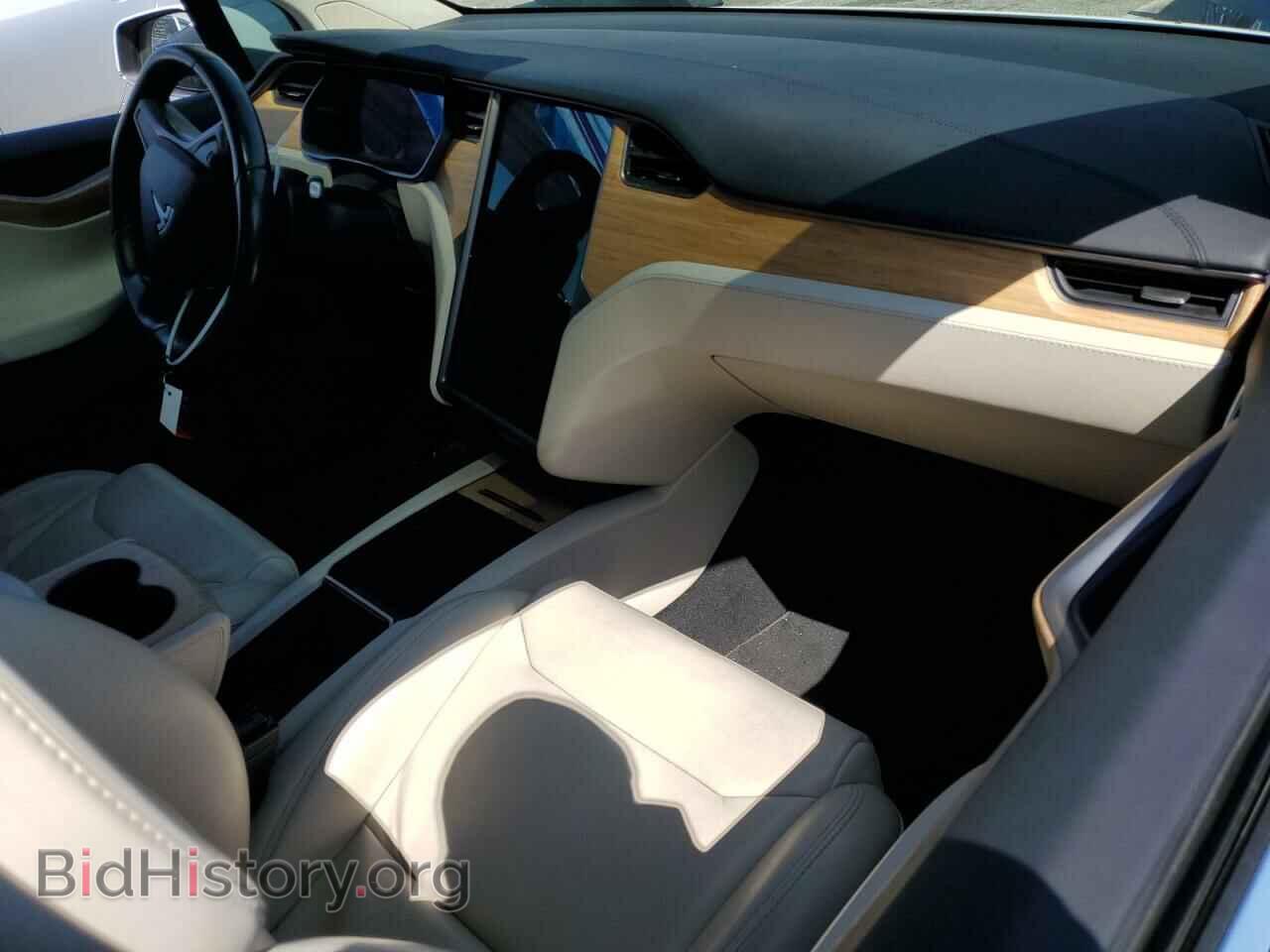 2018 TESLA MODEL X - VIN: 5YJXCDE2XJF104182 - Photo 8