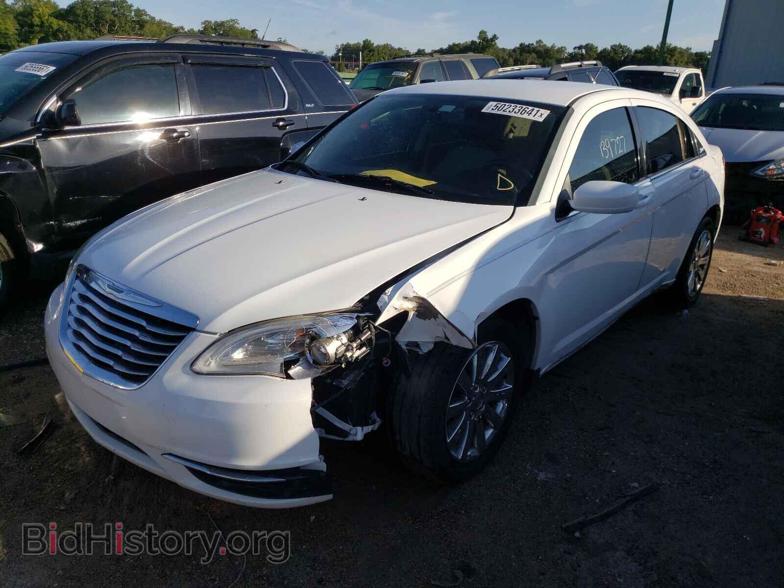 2012 CHRYSLER 200 - VIN: 1C3CCBBB3CN278823 - Фото 2