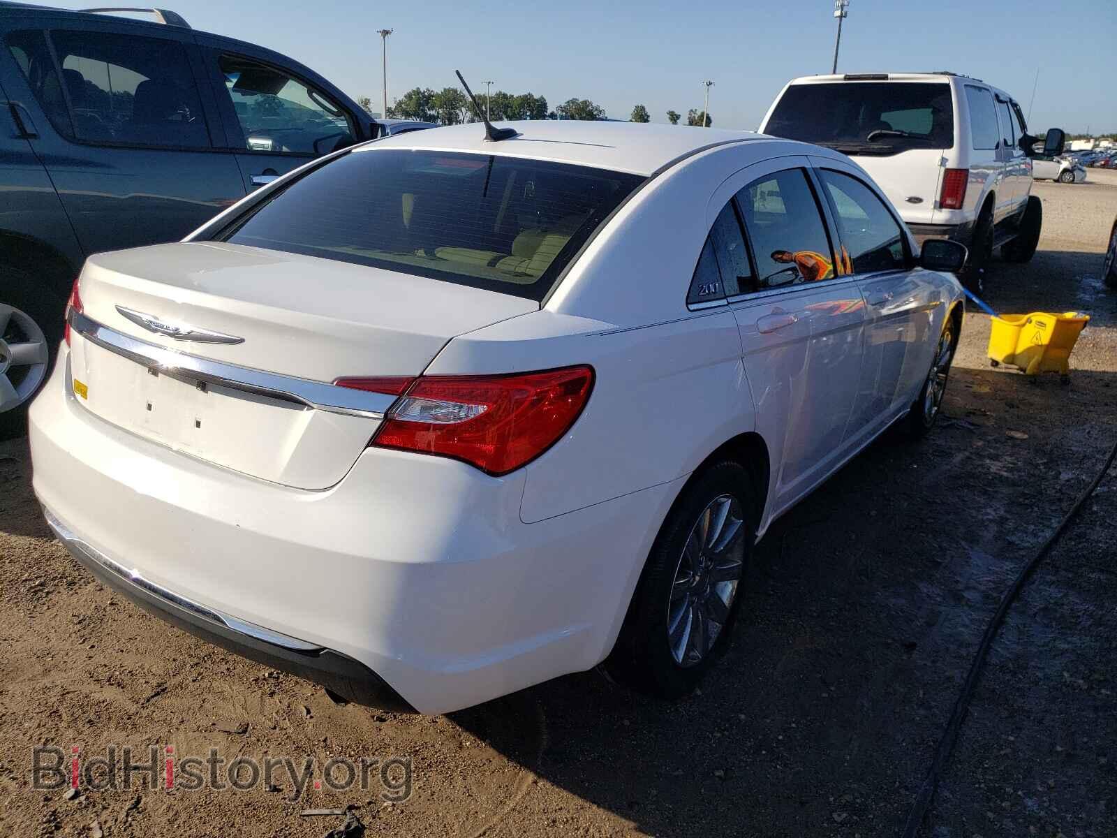 2012 CHRYSLER 200 - VIN: 1C3CCBBB3CN278823 - Фото 4