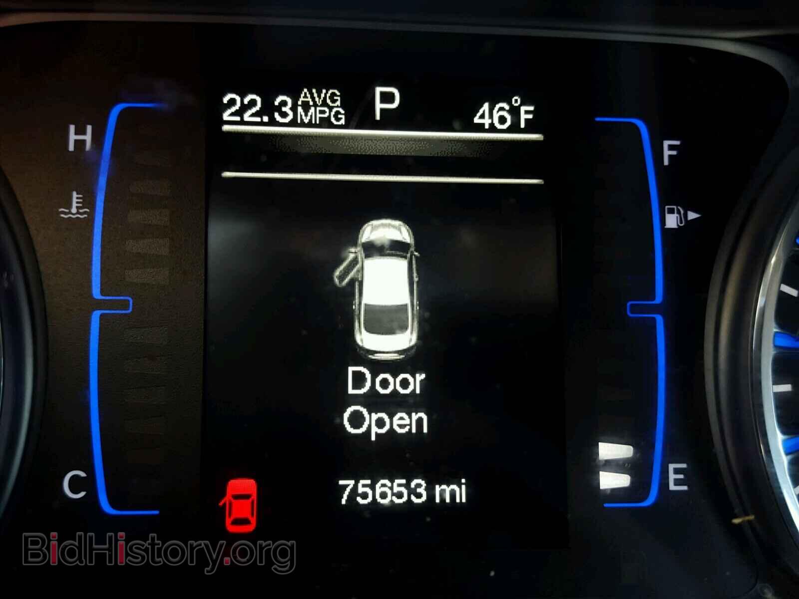 2015 CHRYSLER 200 - VIN: 1C3CCCAB1FN707856 - Photo 8
