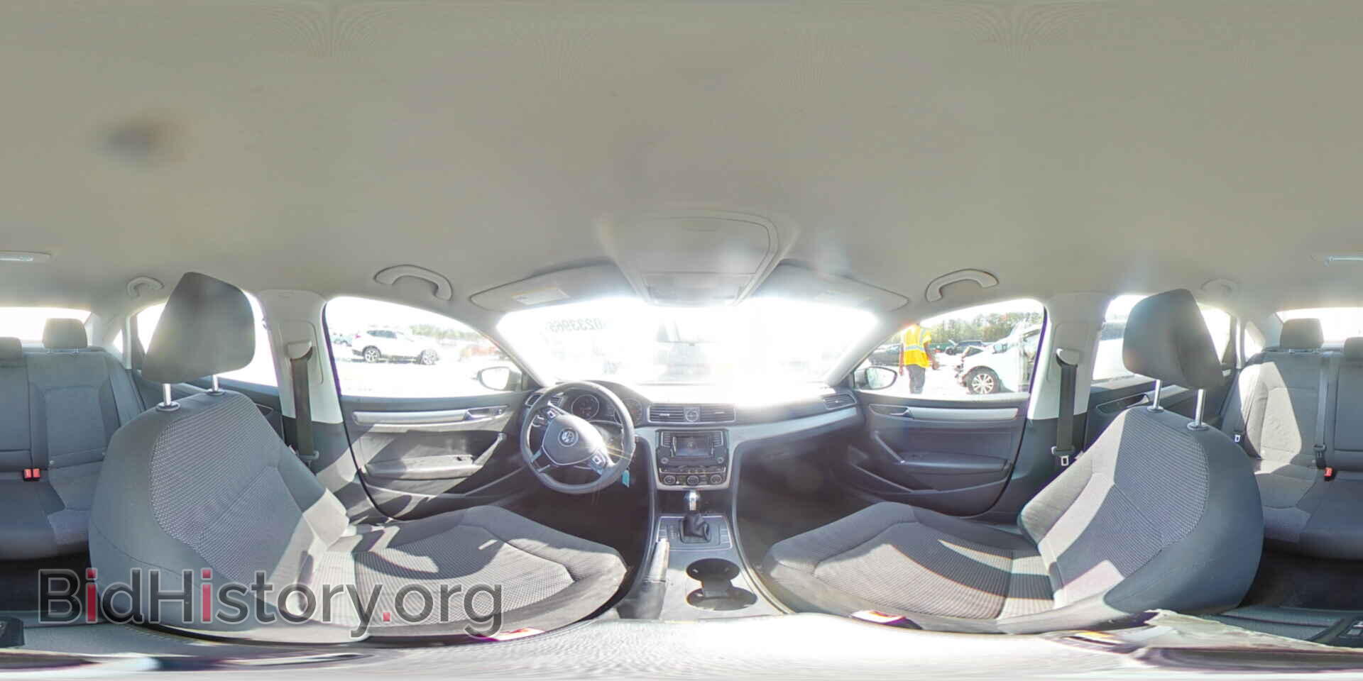 2017 VOLKSWAGEN PASSAT - VIN: 1VWAT7A37HC085178 - Фото 14