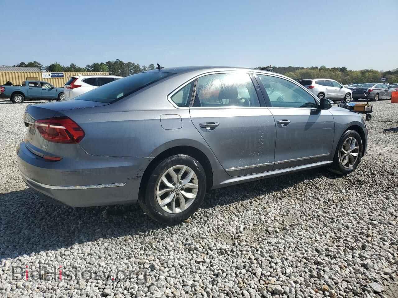 2017 VOLKSWAGEN PASSAT - VIN: 1VWAT7A37HC085178 - Фото 3