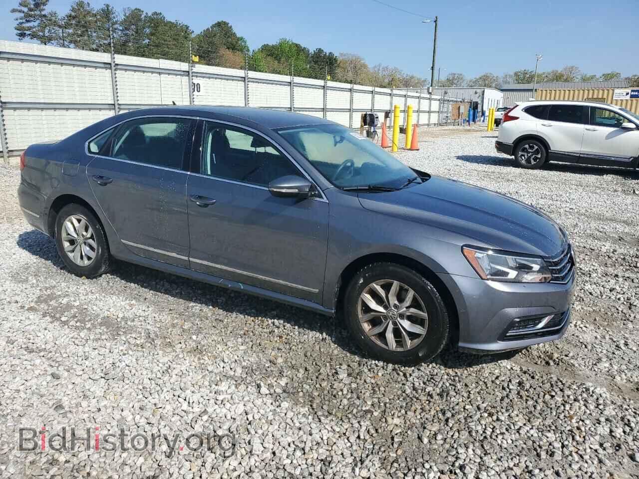 2017 VOLKSWAGEN PASSAT - VIN: 1VWAT7A37HC085178 - Фото 4