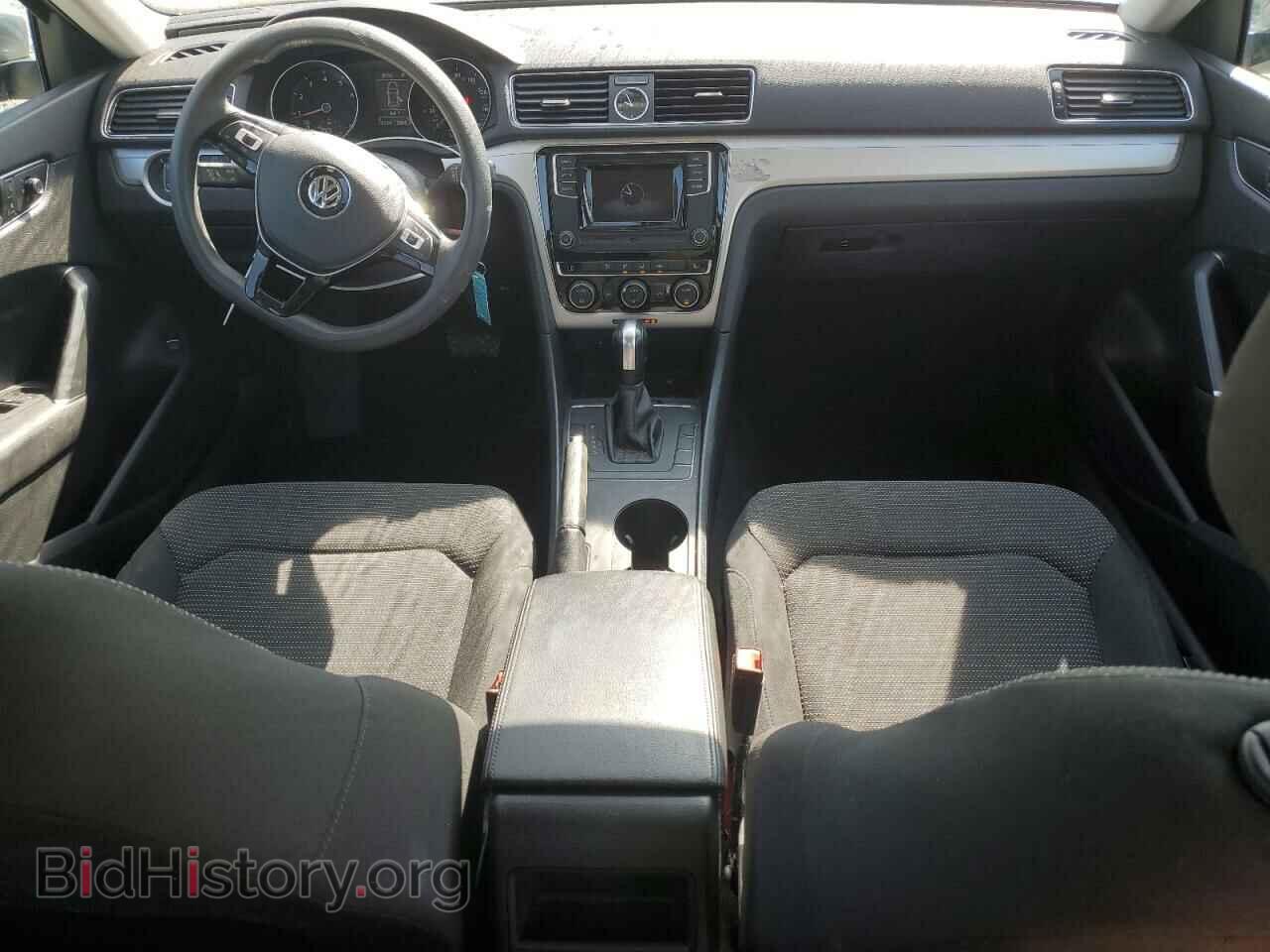2017 VOLKSWAGEN PASSAT - VIN: 1VWAT7A37HC085178 - Фото 8