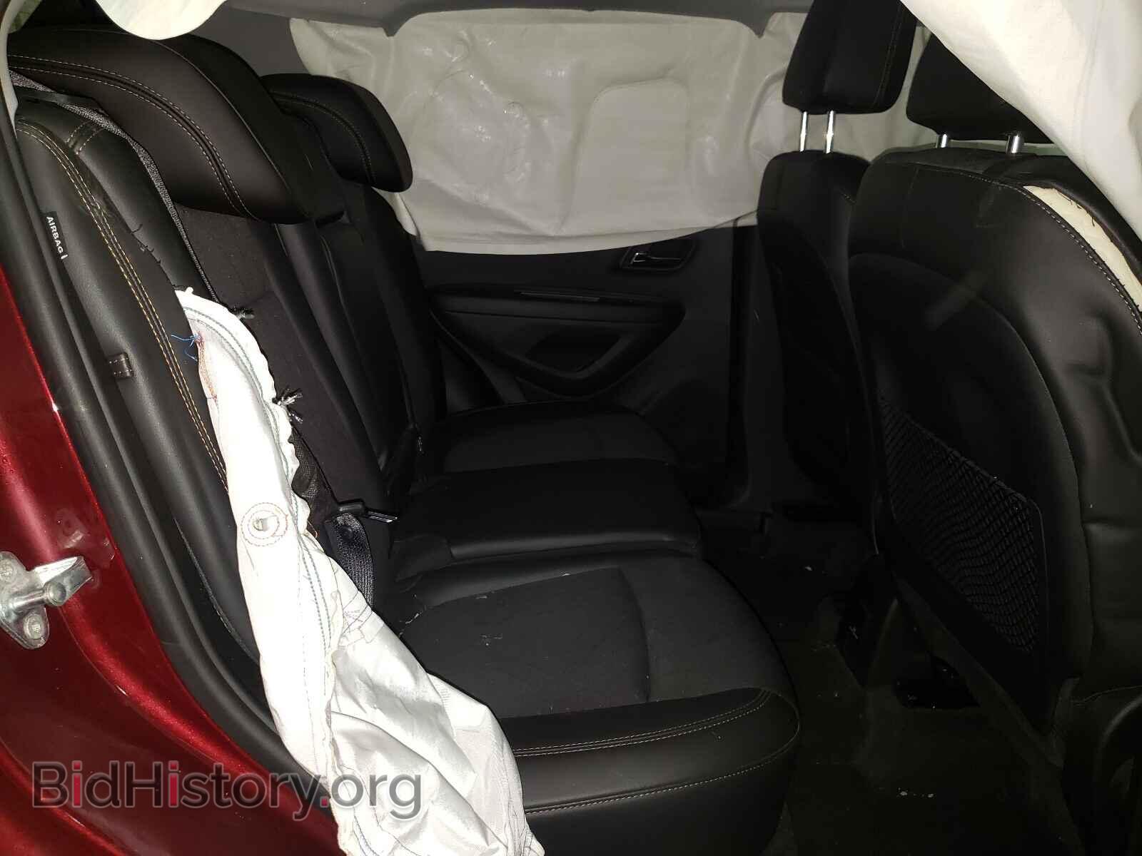 2017 CHEVROLET TRAX - VIN: 3GNCJPSB9HL272747 - Фото 6