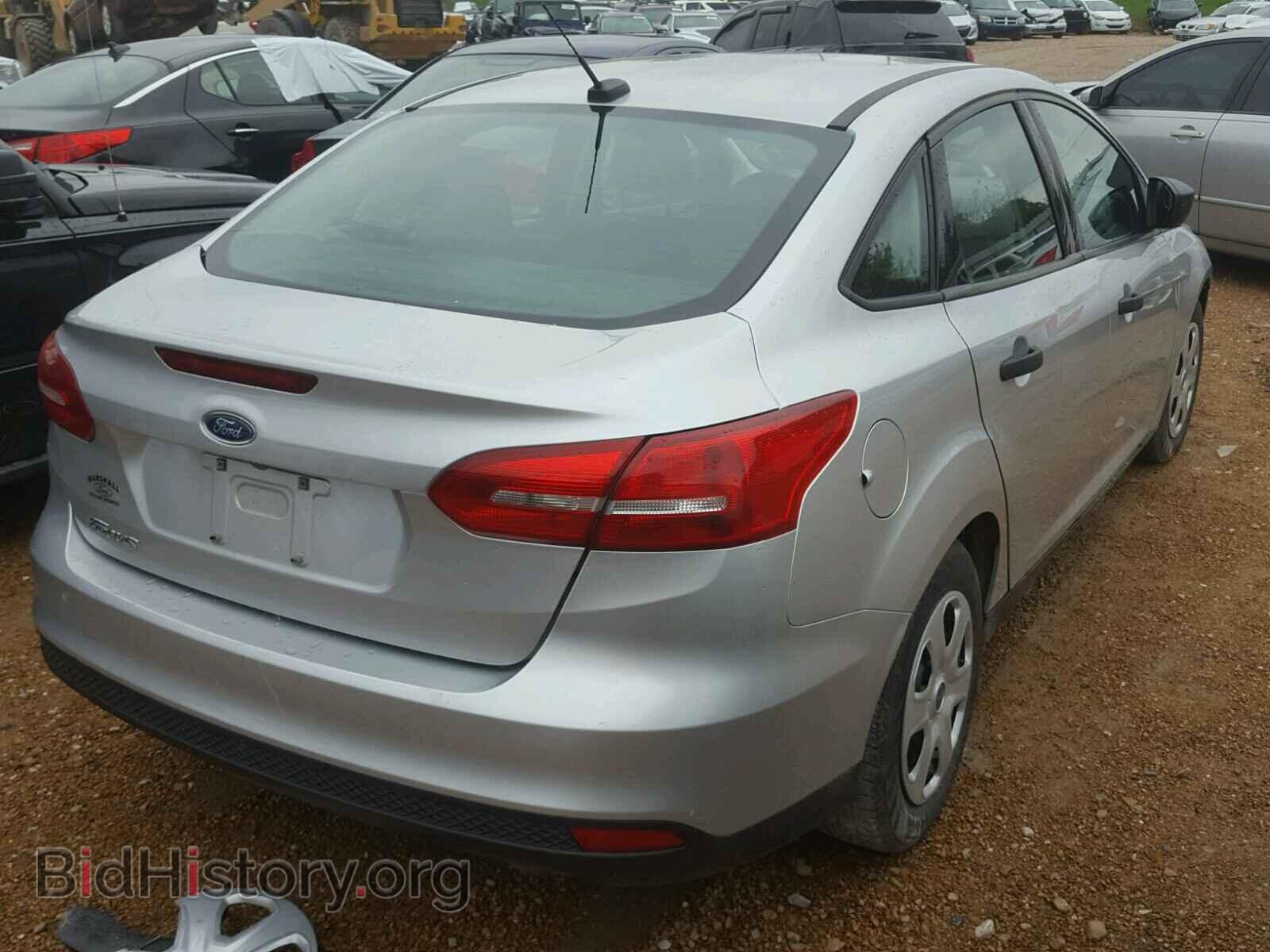 2017 FORD FOCUS - VIN: 1FADP3E25HL205337 - Photo 4