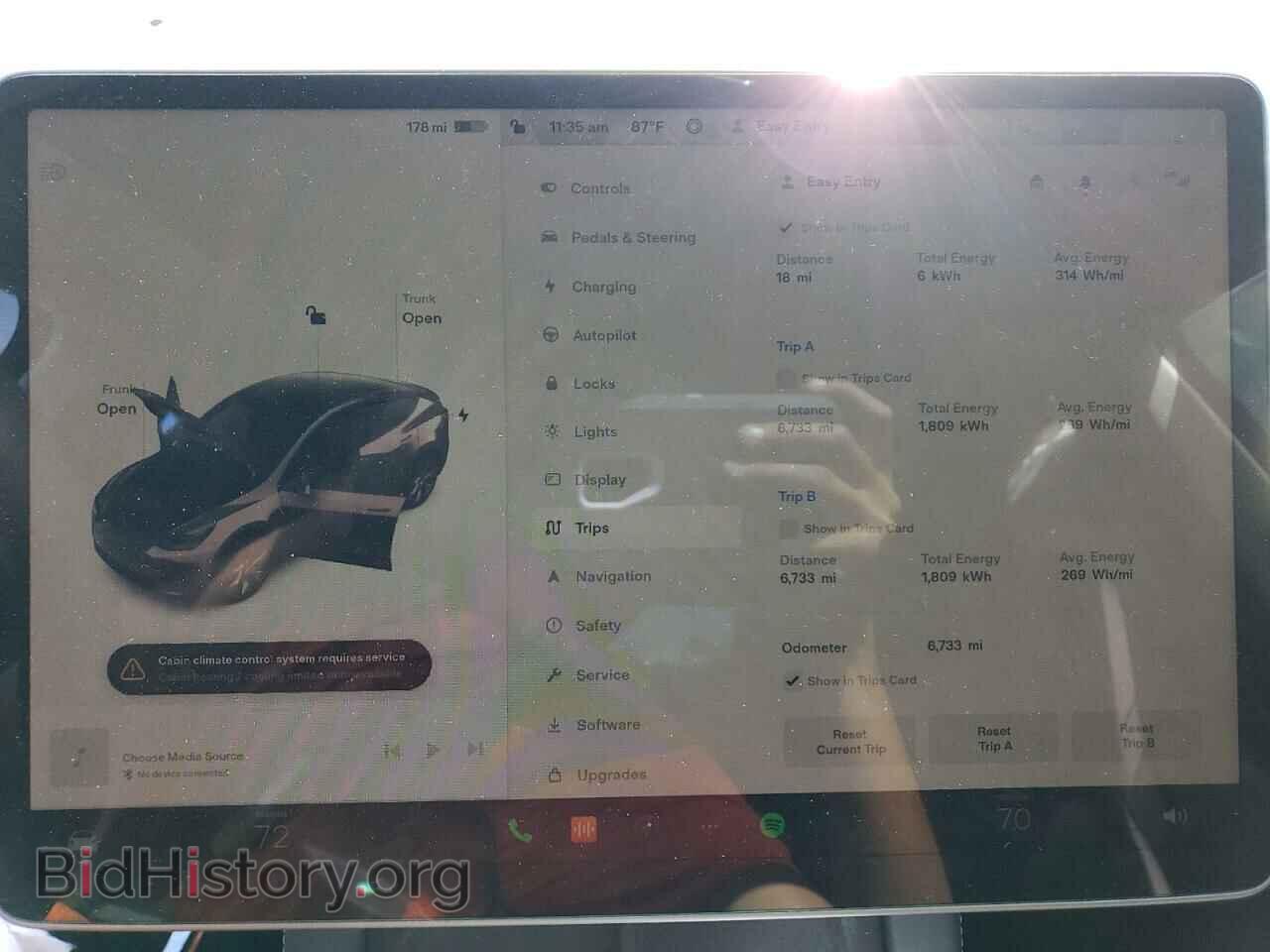 2022 TESLA MODEL Y - VIN: 7SAYGDEE8NA008463 - Фото 9