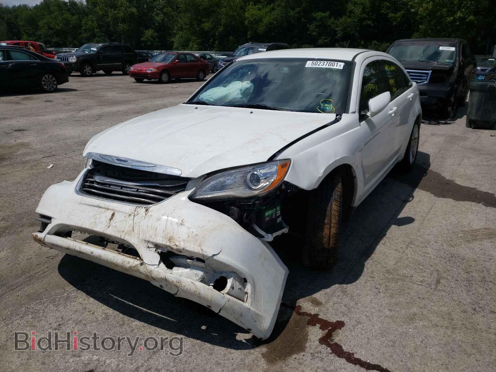 2014 CHRYSLER 200 - VIN: 1C3CCBBB9EN102135 - Фото 2