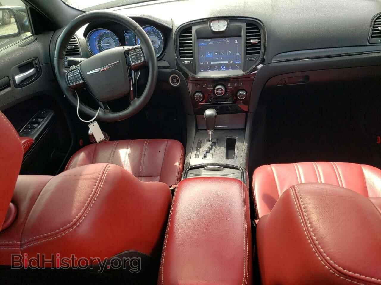 2012 CHRYSLER 300 - VIN: 2C3CCADT5CH173208 - Фото 8