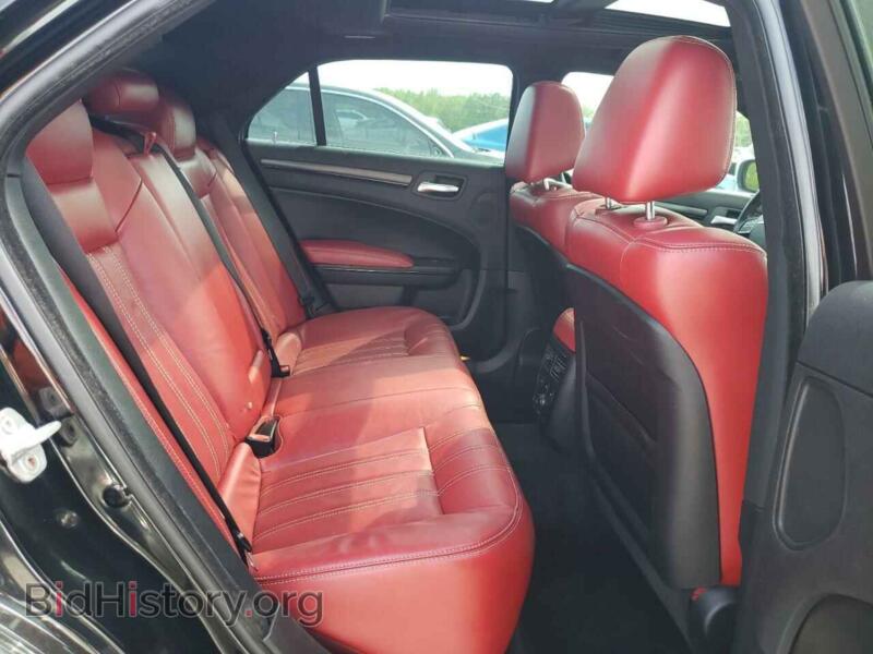 2012 Chrysler 300 (VIN 2C3CCADT5CH173208) — фото 10 из 12