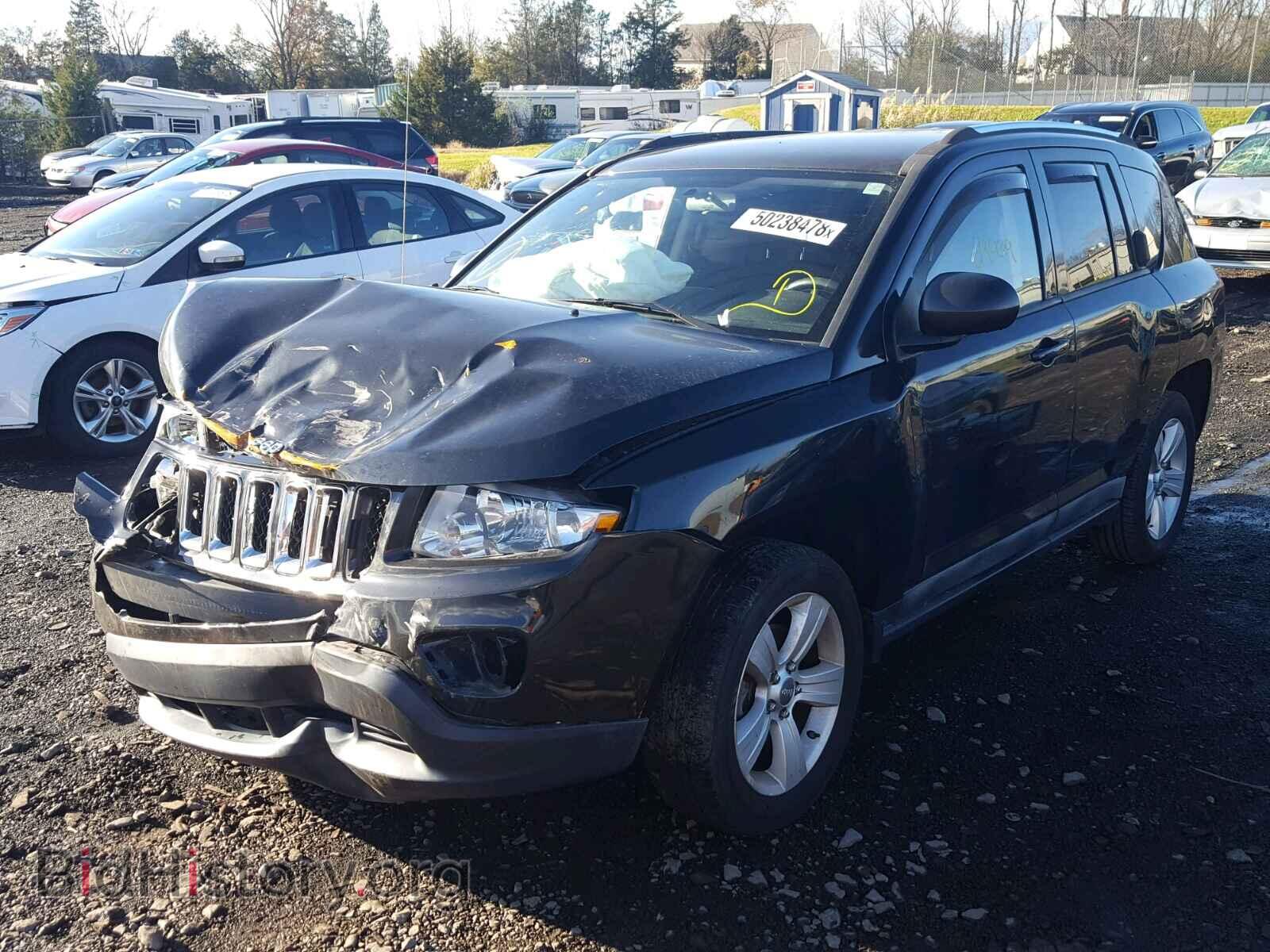 2011 JEEP COMPASS SP - VIN: 1J4NT1FBXBD139750 - Photo 2