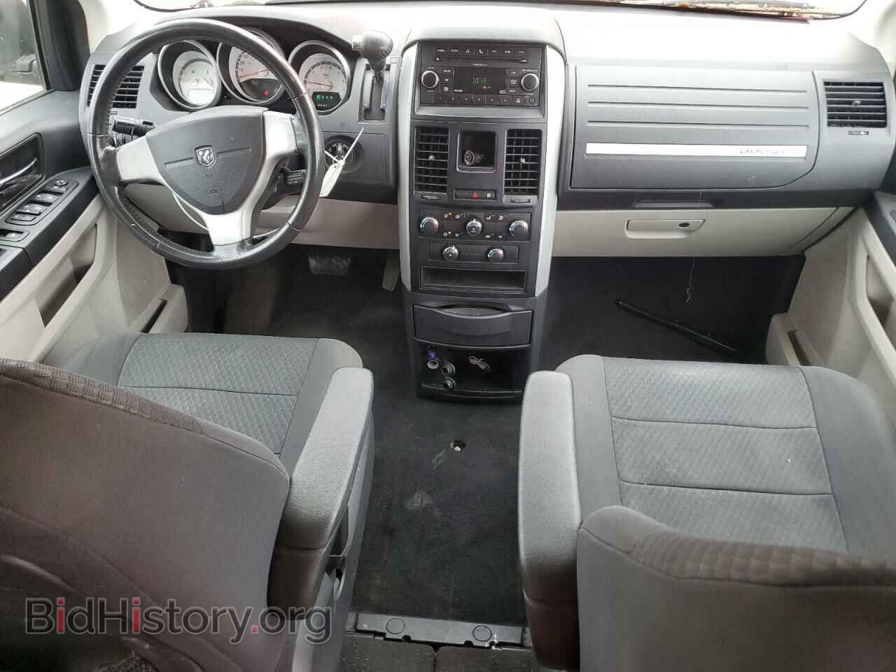 2010 DODGE CARAVAN - VIN: 2D4RN3D16AR489172 - Photo 8