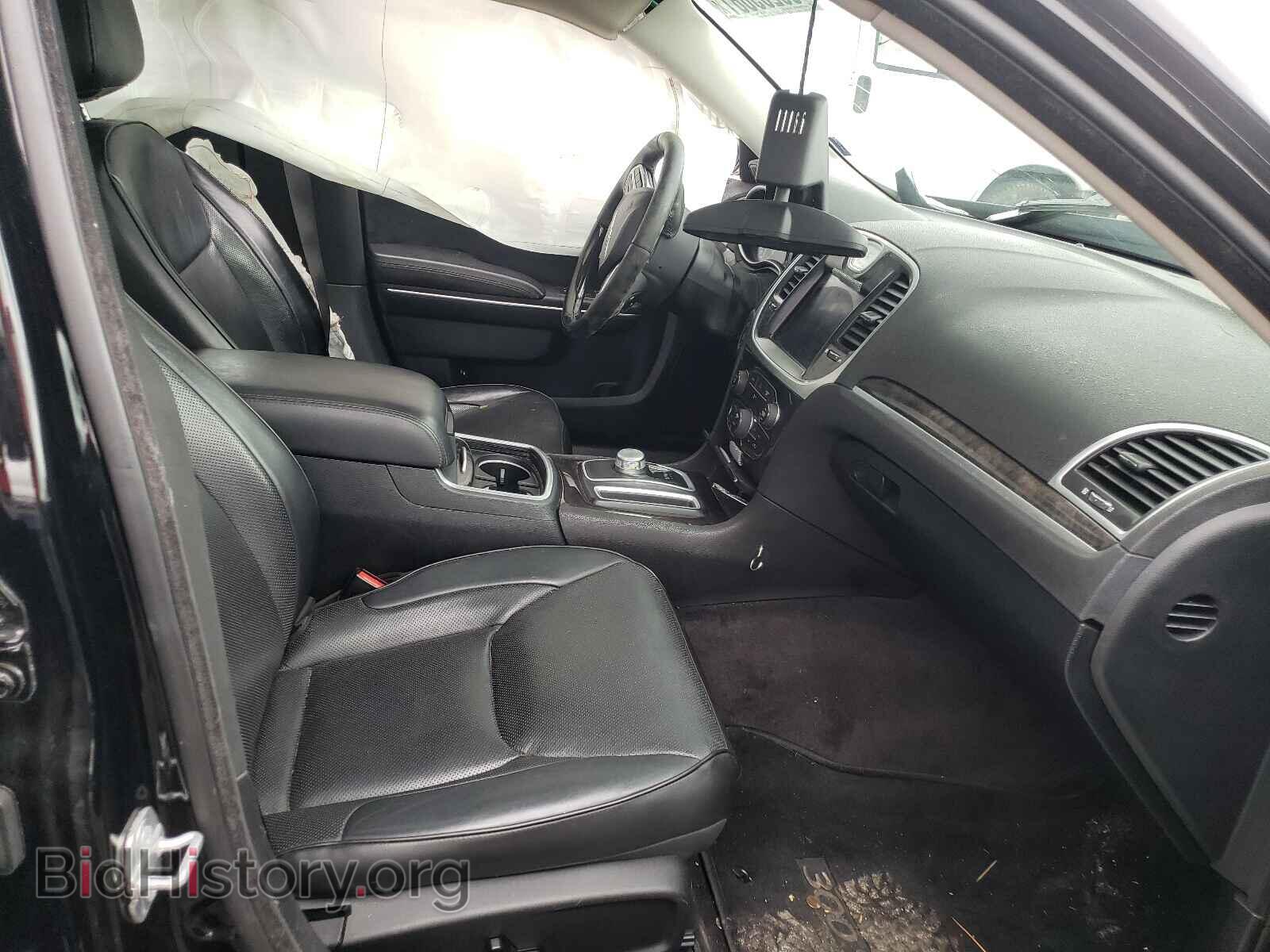 2017 CHRYSLER 300 - VIN: 2C3CCAKG3HH606747 - Фото 5