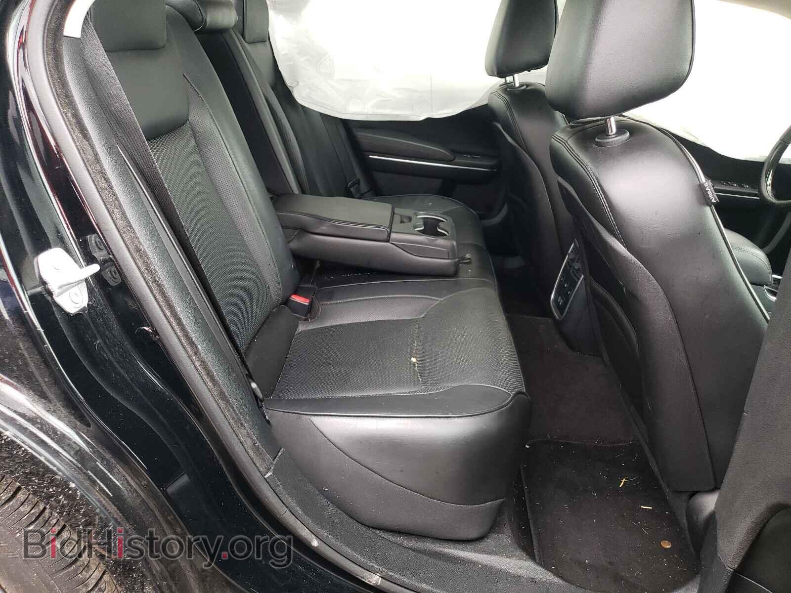 2017 CHRYSLER 300 - VIN: 2C3CCAKG3HH606747 - Фото 6