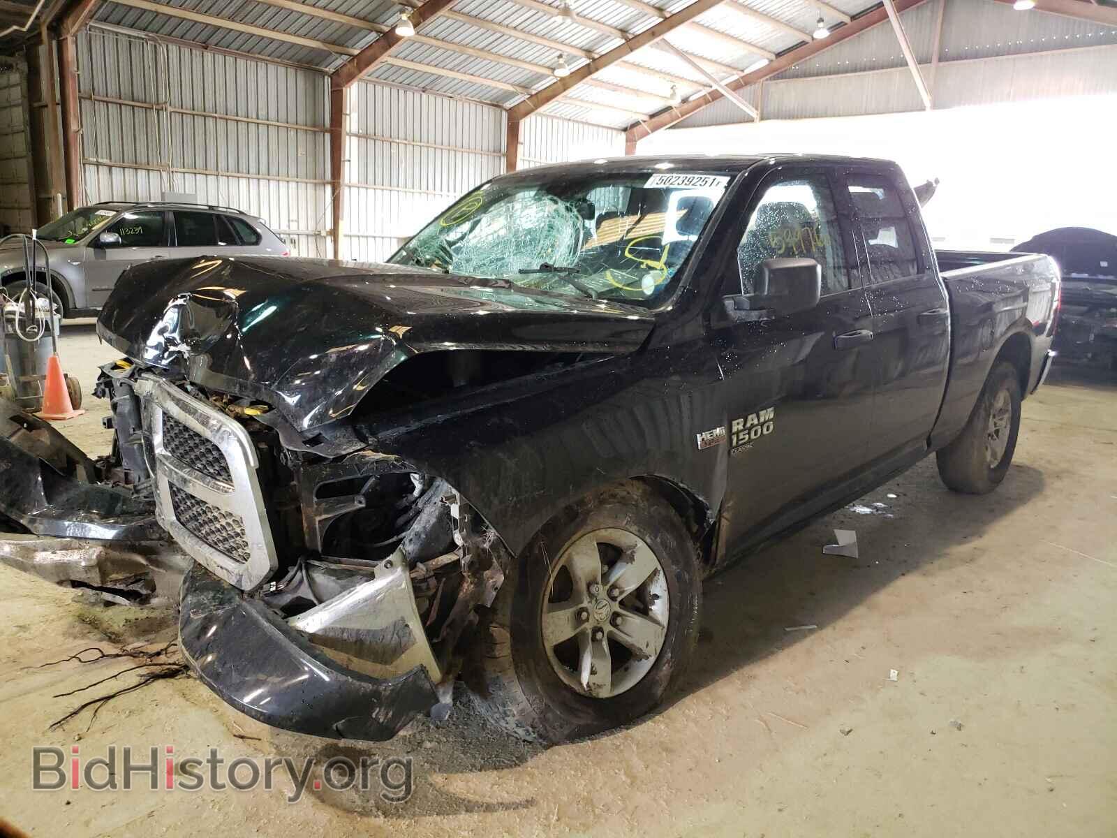 2019 RAM 1500 - VIN: 1C6RR7FT4KS711013 - Фото 2