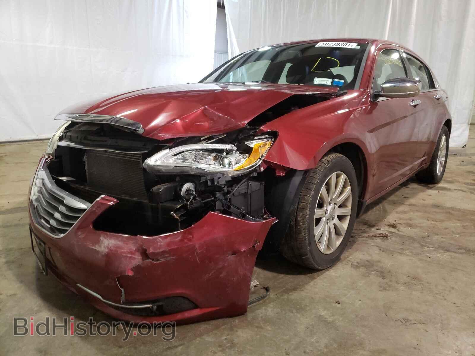 2013 CHRYSLER 200 - VIN: 1C3CCBCG3DN520876 - Фото 2