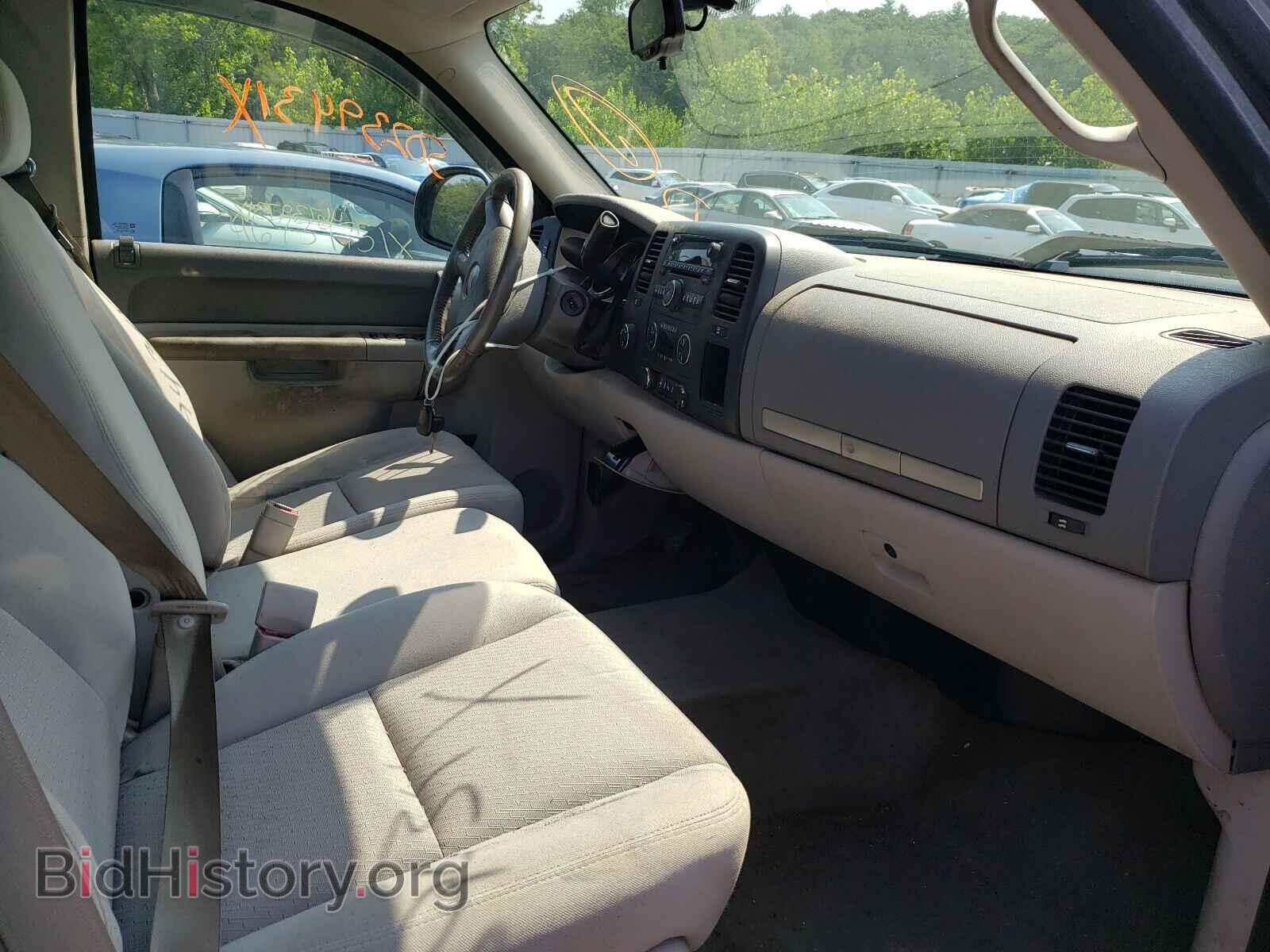 2011 GMC SIERRA - VIN: 1GTR2VE30BZ137732 - Фото 5