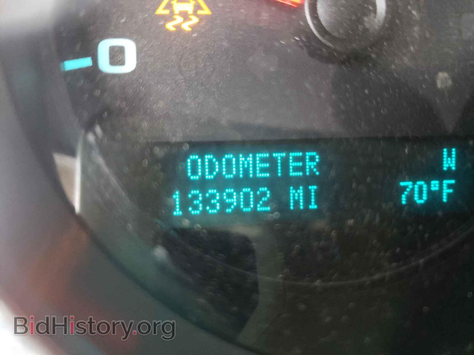 2011 GMC SIERRA - VIN: 1GTR2VE30BZ137732 - Фото 8