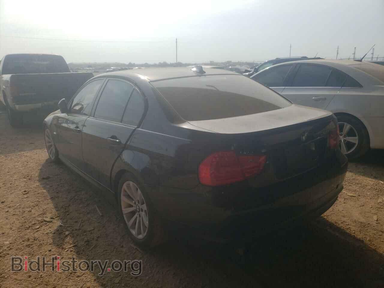 2011 BMW 3 SERIES - VIN: WBAPH7C53BE675612 - Фото 3