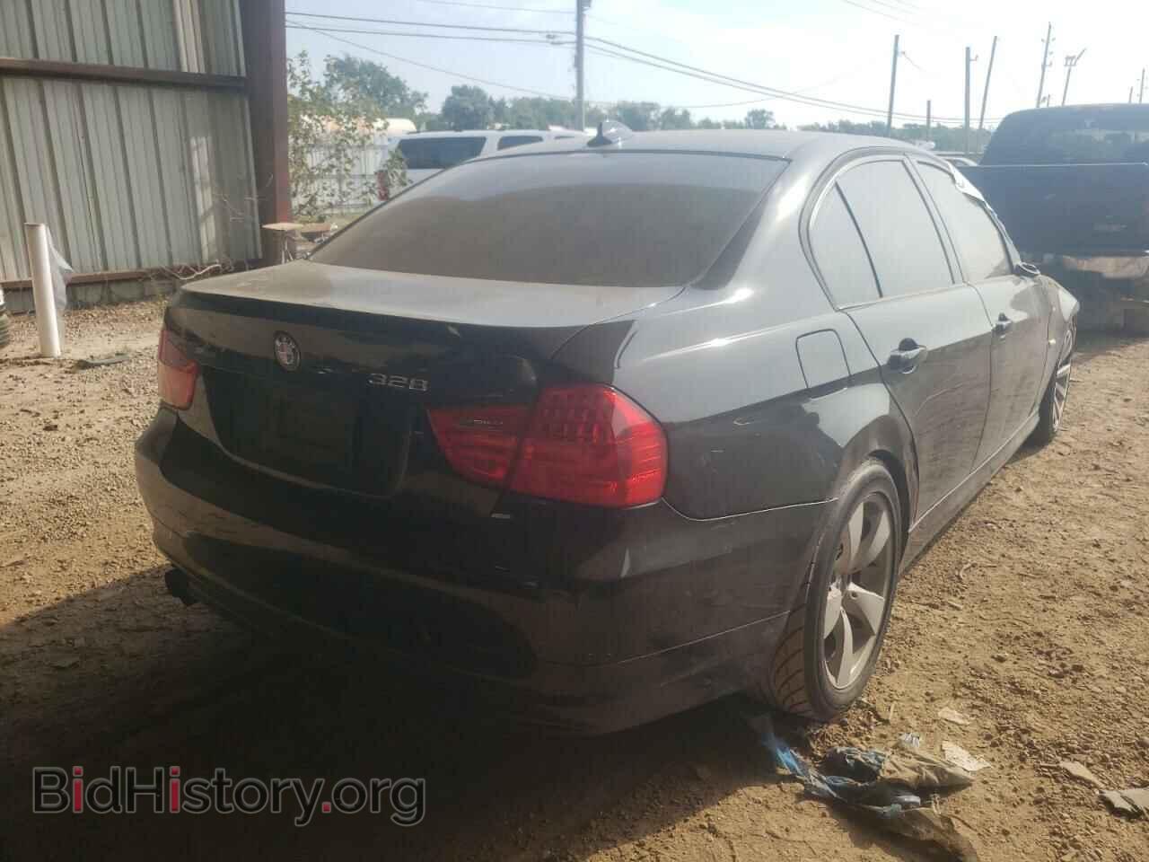 2011 BMW 3 SERIES - VIN: WBAPH7C53BE675612 - Фото 4