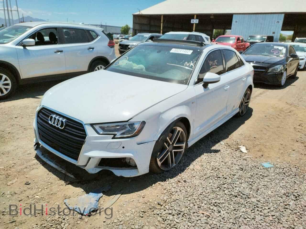 2017 AUDI A3 - VIN: WAUGUGFF8H1058223 - Фото 2