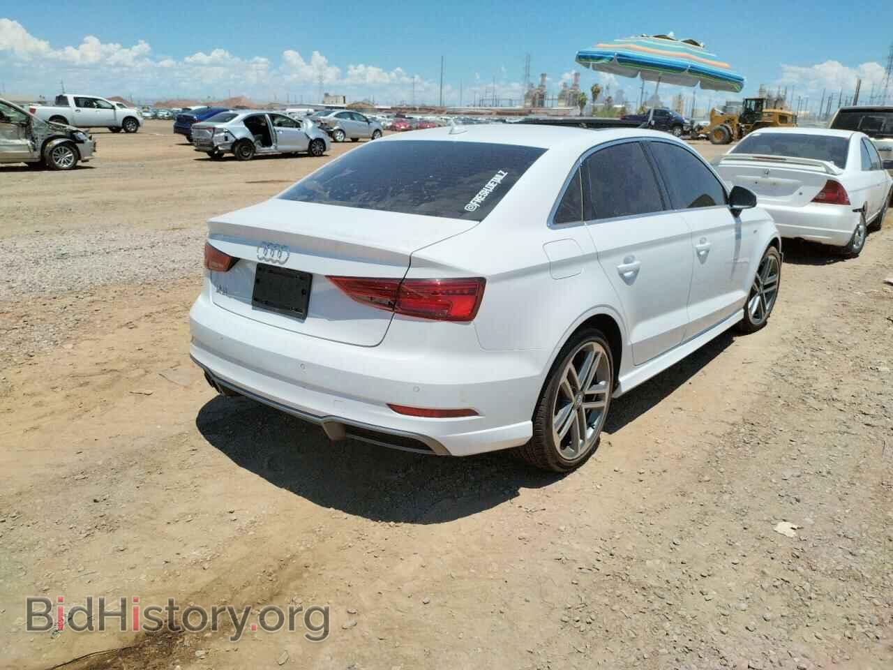 2017 AUDI A3 - VIN: WAUGUGFF8H1058223 - Фото 4