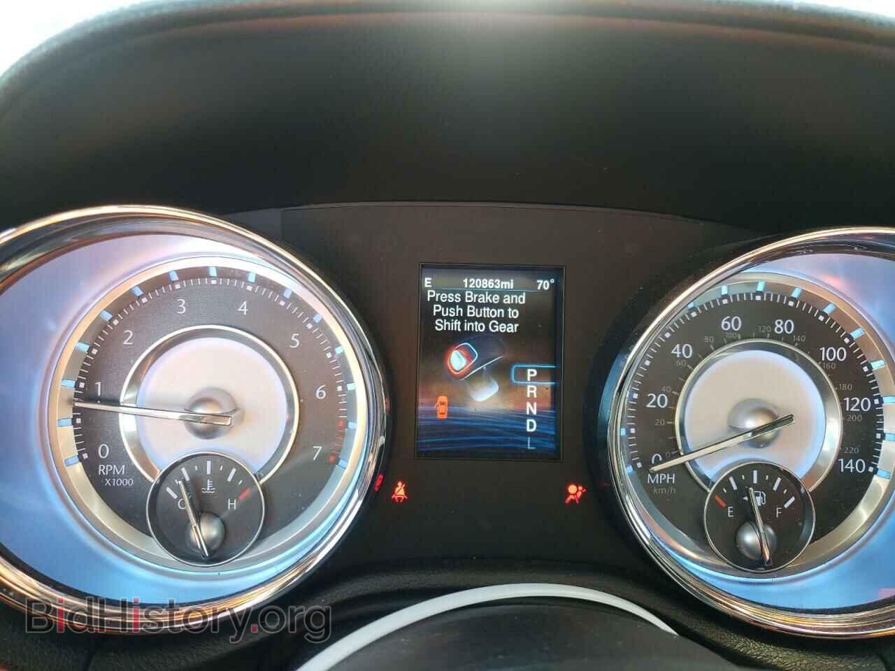 2013 CHRYSLER 300 - VIN: 2C3CCAAG6DH568930 - Фото 8