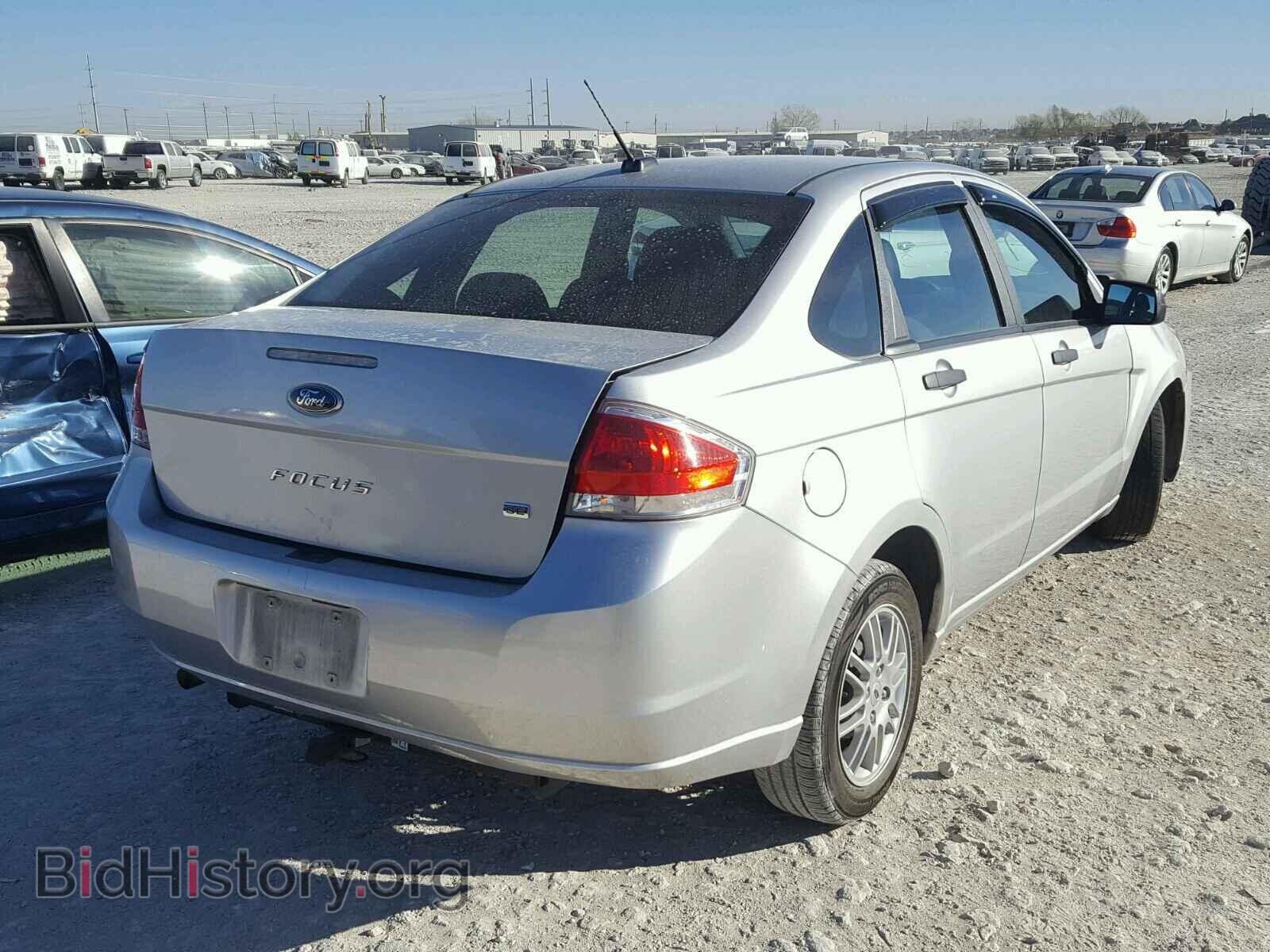 2011 FORD FOCUS - VIN: 1FAHP3FN0BW202099 - Photo 4