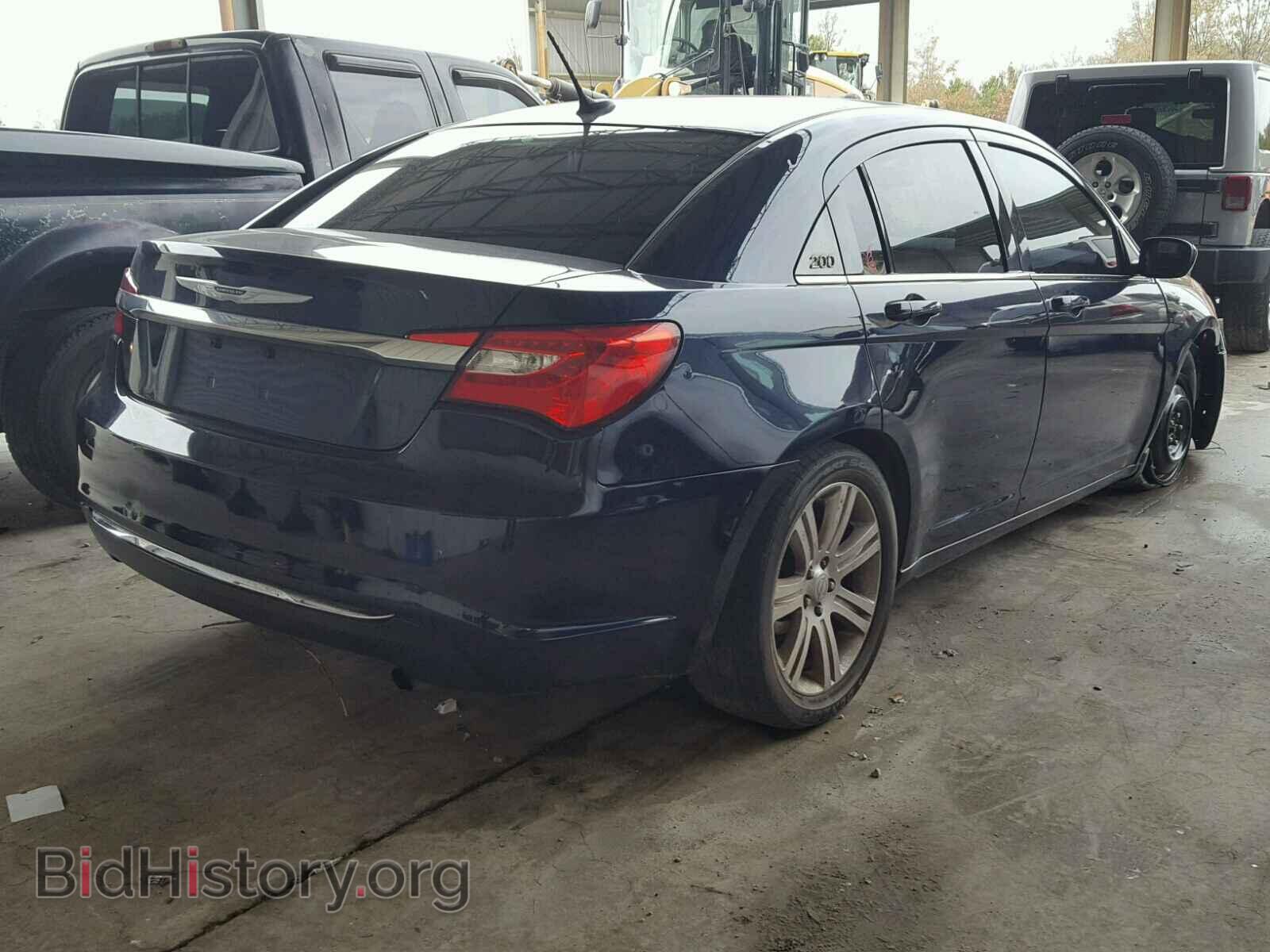 2013 CHRYSLER 200 - VIN: 1C3CCBAB2DN698141 - Photo 4