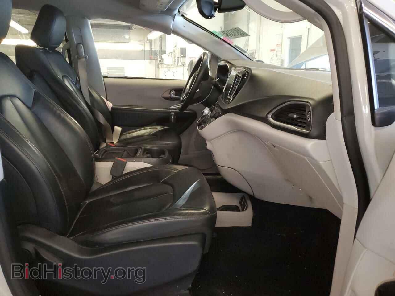 2017 CHRYSLER PACIFICA - VIN: 2C4RC1L74HR768837 - Photo 7