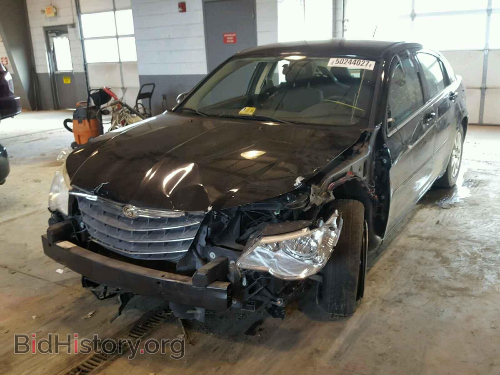 2010 CHRYSLER SEBRING - VIN: 1C3CC4FB0AN177578 - Фото 2