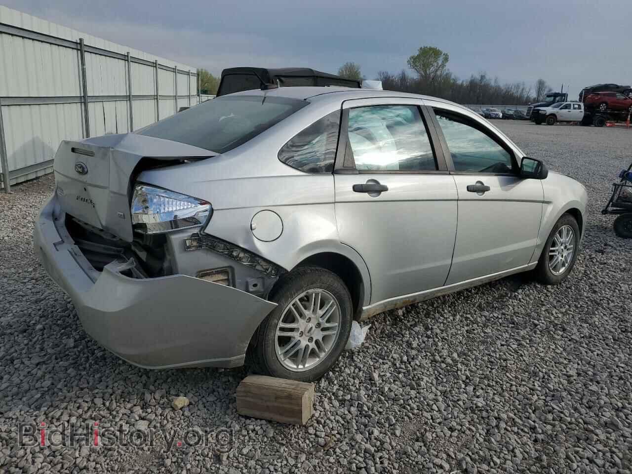 2009 FORD FOCUS - VIN: 1FAHP35NX9W174811 - Фото 3