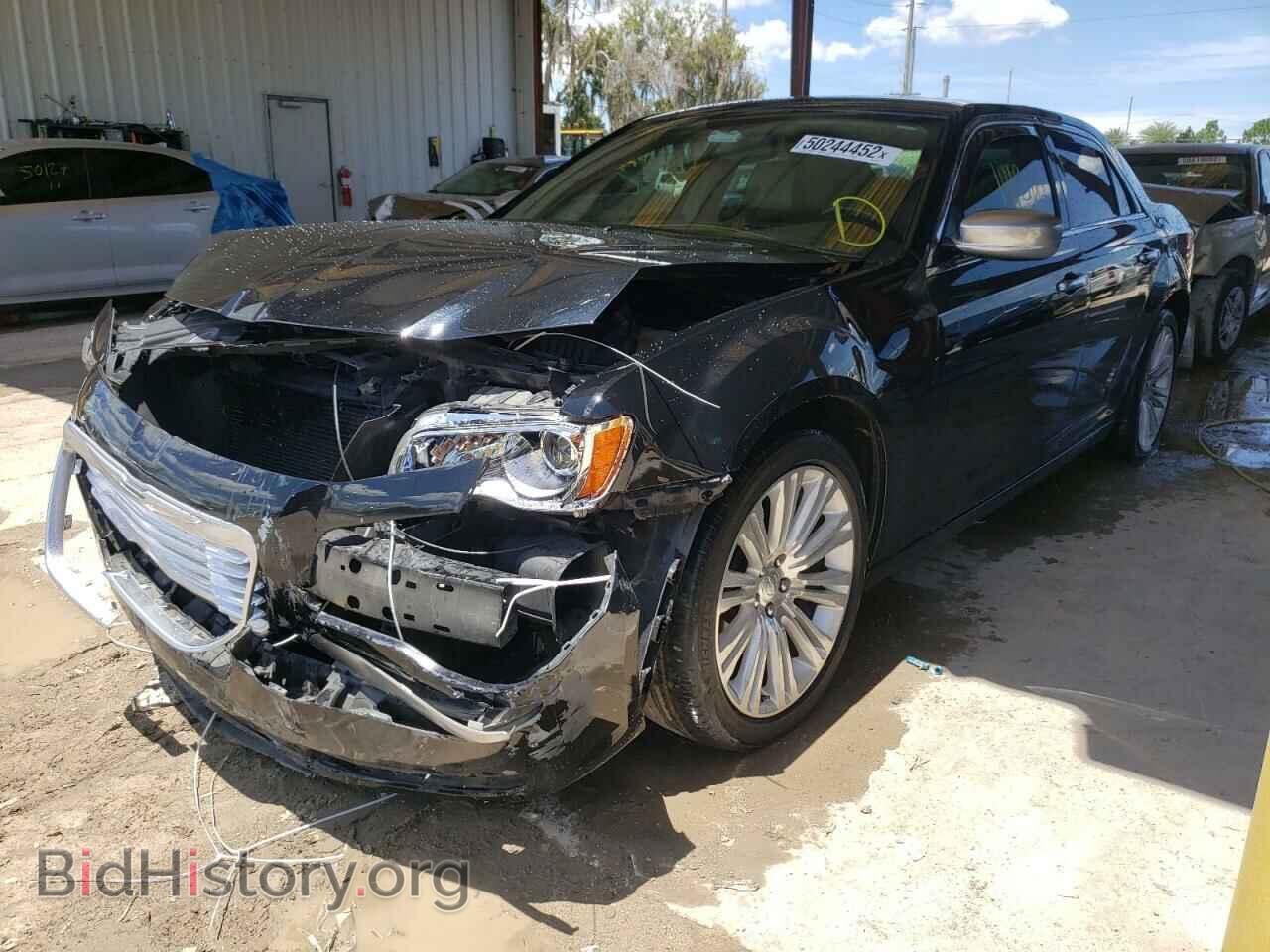 2012 CHRYSLER 300 - VIN: 2C3CCACG2CH232784 - Фото 2