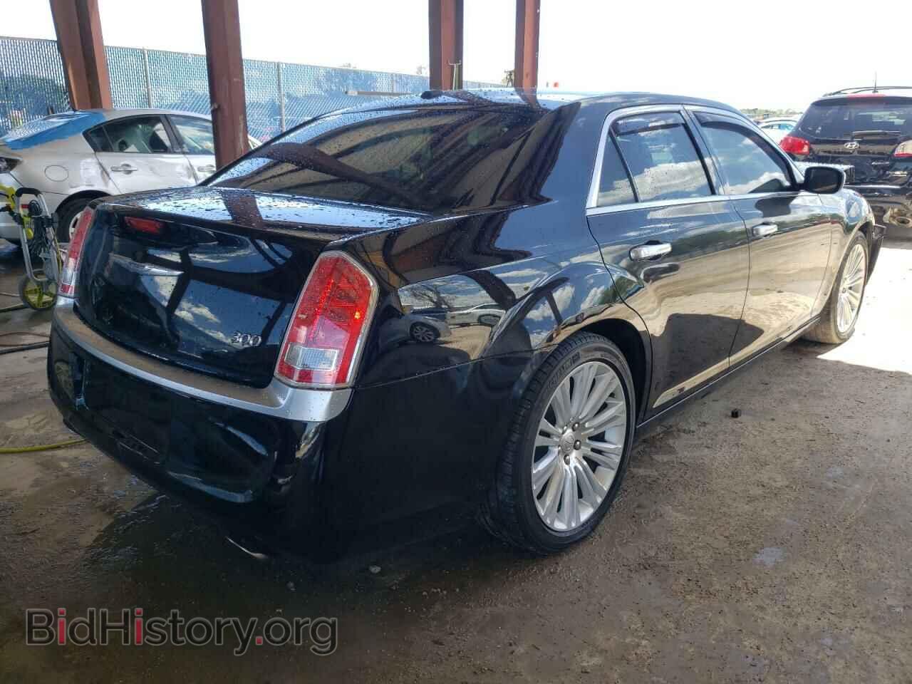 2012 CHRYSLER 300 - VIN: 2C3CCACG2CH232784 - Фото 4