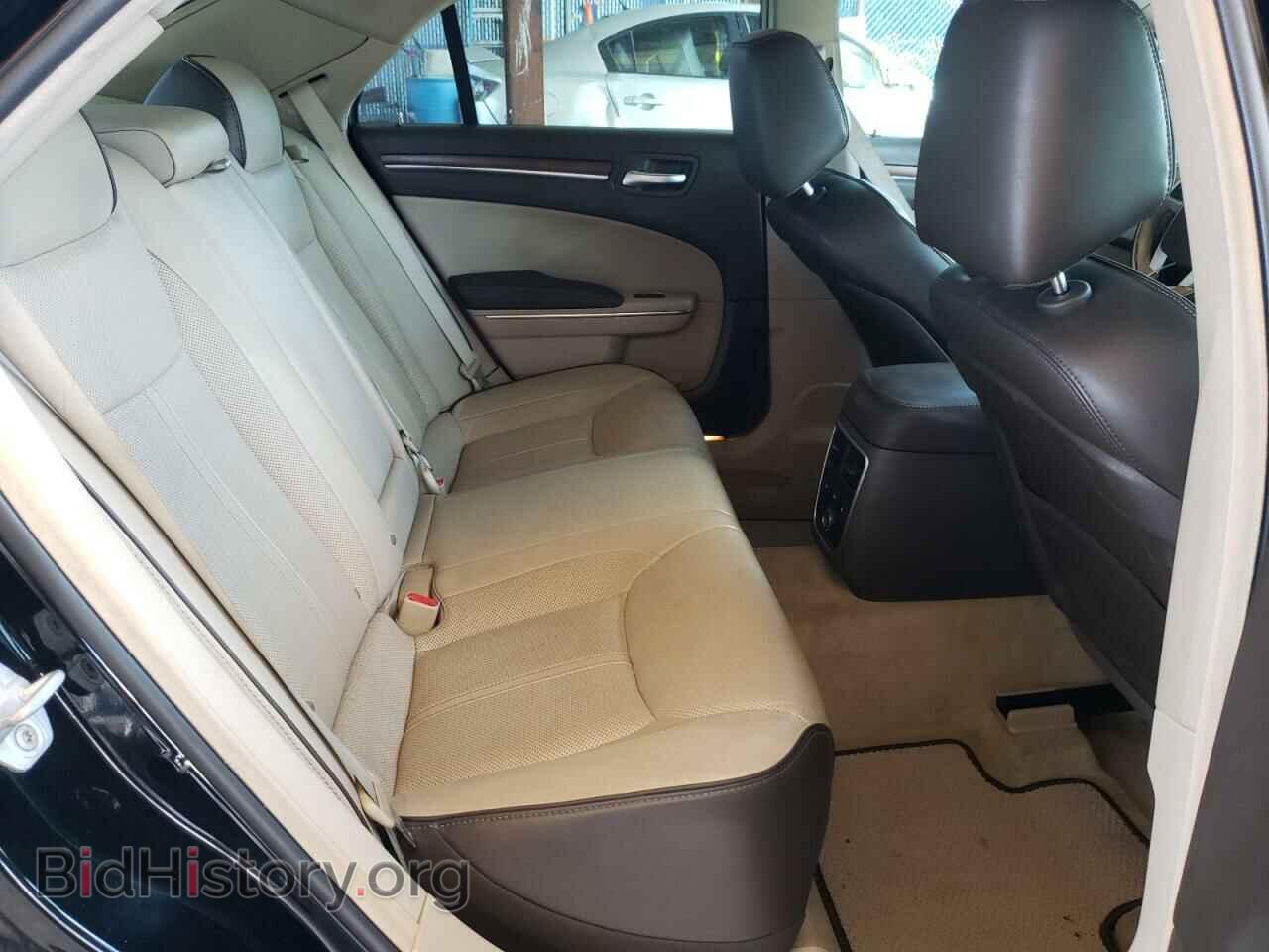 2012 CHRYSLER 300 - VIN: 2C3CCACG2CH232784 - Фото 6